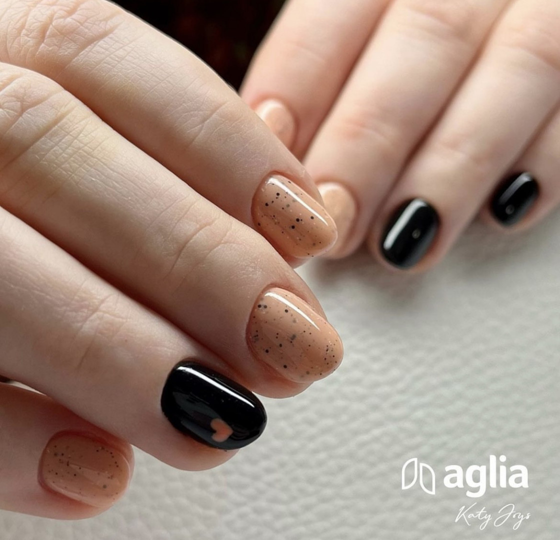 RELAX + BLACK SUPREME